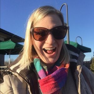 Meet your Posher, Catherine